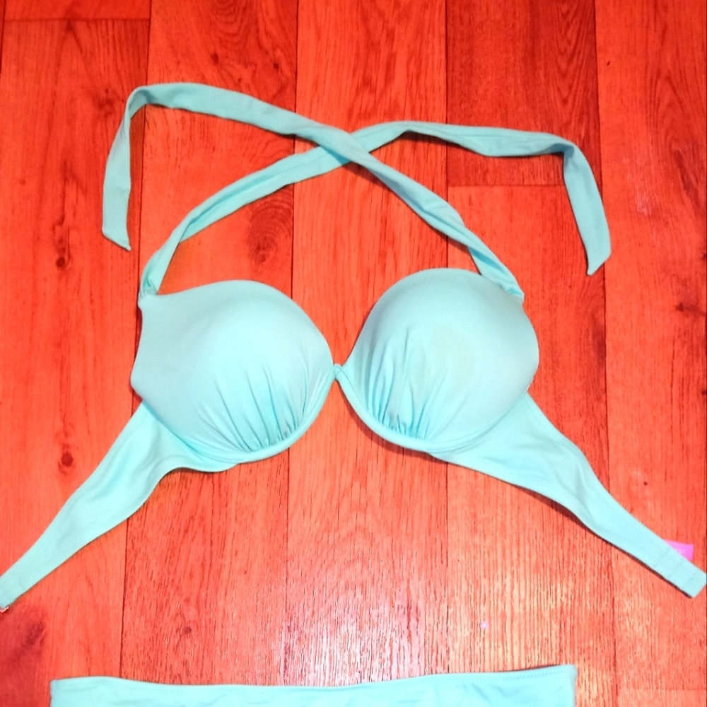 🎀Victoria Secret Bikini Top size36B, Mint Green